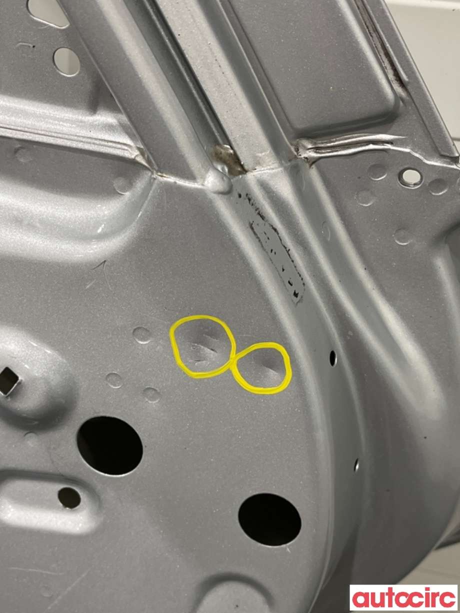 Dør høyre bak til Hyundai i40 2012-2017  (HYUNDAI|770043Z000|)