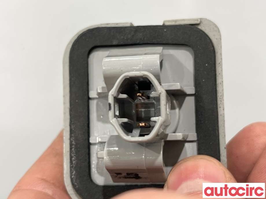 Skiltlys til Mazda CX-5 2012-2017 (Type I)  (MAZDA|GJ6A-51-270C|)