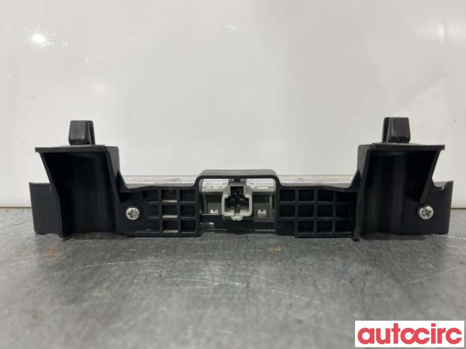 Baklykt bremselys bakrute til Toyota Urban Cruiser 2009-2014  (TOYOTA|8150552020|)