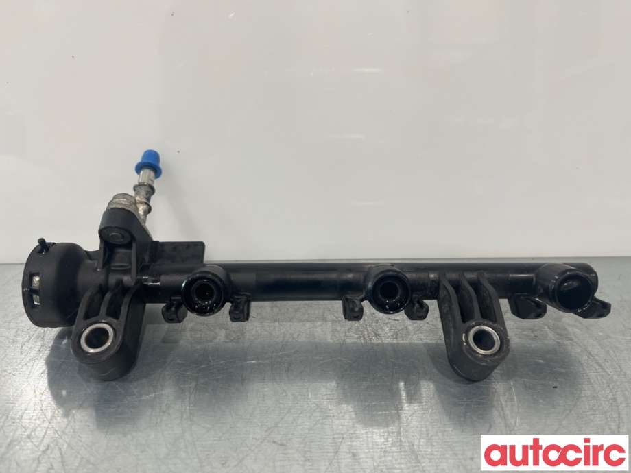 Dyseskinne (fuelrail) til Peugeot 107 2006-2014  (PEUGEOT|1579JP||1984F9)