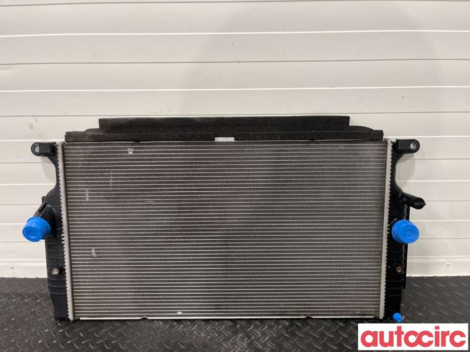Radiator (manuell gir) til Toyota Avensis 2009-2015 (Type III, Fase 1)  (TOYOTA|164000R061|)