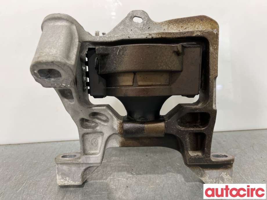 Motorfeste til Mazda 6 2013-2015 (Type III, Fase 1)  (MAZDA|GHS4-39-060A|)