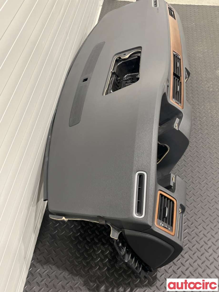Dashbord til Volvo XC70 2008-2013 (Type II, Fase 1)  (VOLVO|39997145|)