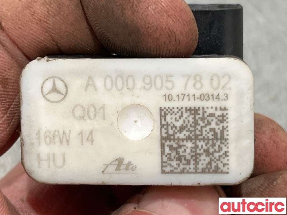 Airbag sensor høyre til Mercedes GLC 2015-2022 (X253) (X253) (MERCEDES|A0009057802|)