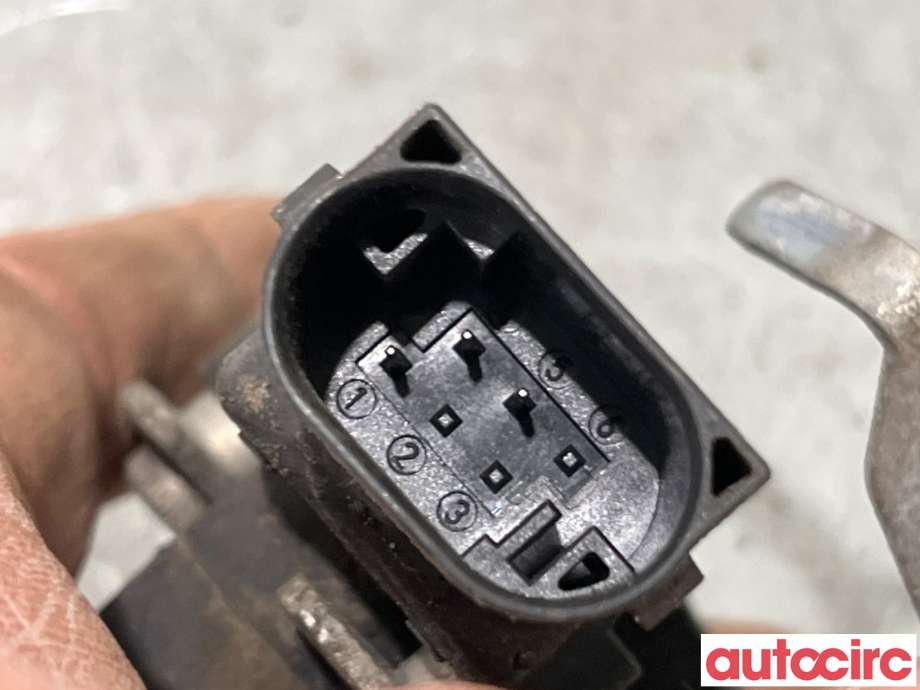 Sensor nivå til Volvo V60 / V60 CC 2018-->> (Type II) (VOLVO|32246992|)