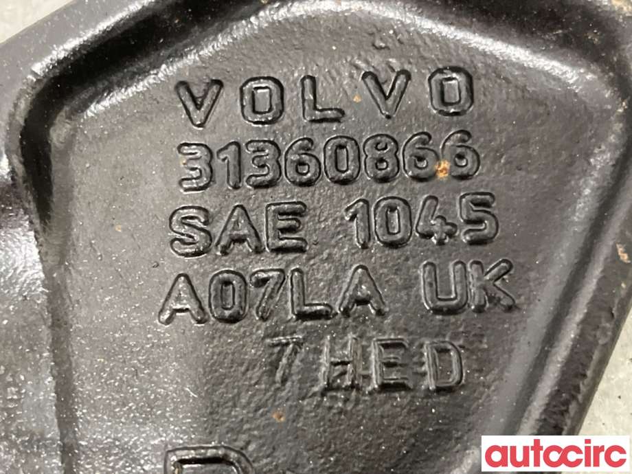 Bærebru høyre bak til Volvo V60 / V60 CC 2018-->> (Type II)  (VOLVO|31360866|)