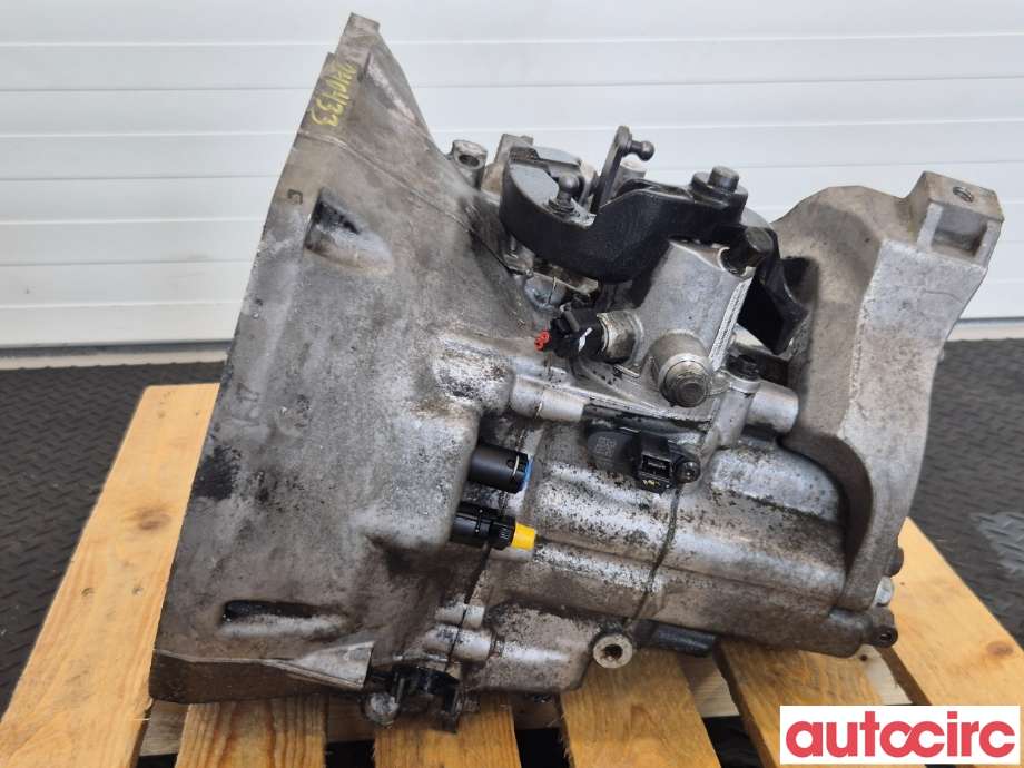 Girkasse manuell 6-trinn til Ford Focus 2011-2014 (Type III, Fase 1)  (FORD|2255835|AV6R-7002-KK|AV6R-7002-KF)