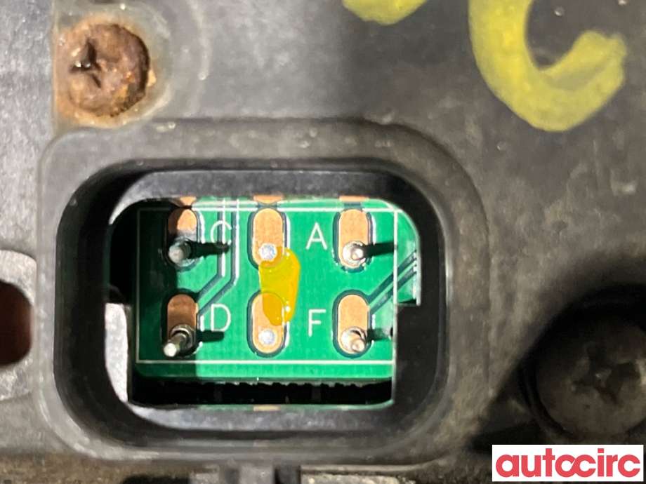 Diverse deler til Tesla Model S 2013-2016 (Fase 1)  (TESLA|6007384-00-B|)