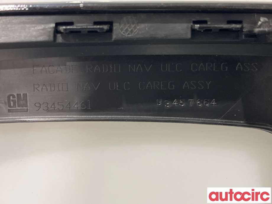 Innredning diverse til Opel Vivaro B 2014-2019  (OPEL|93457664|682607792R)