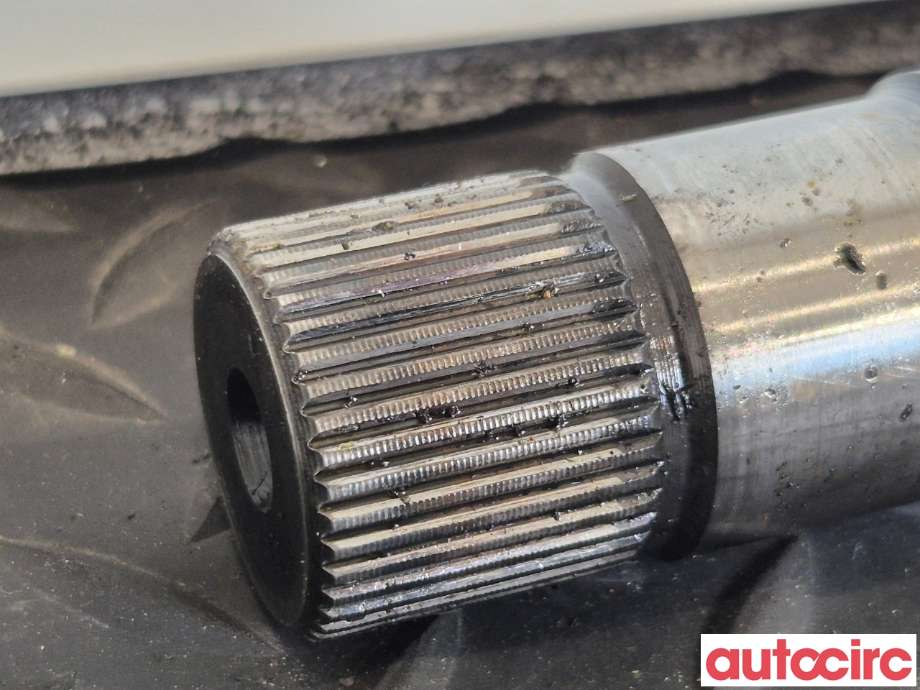 Drivaksel høyre foran til Peugeot Boxer 2014-->> (Type III, Fase 2)  (PEUGEOT|1614306280||1614305680)