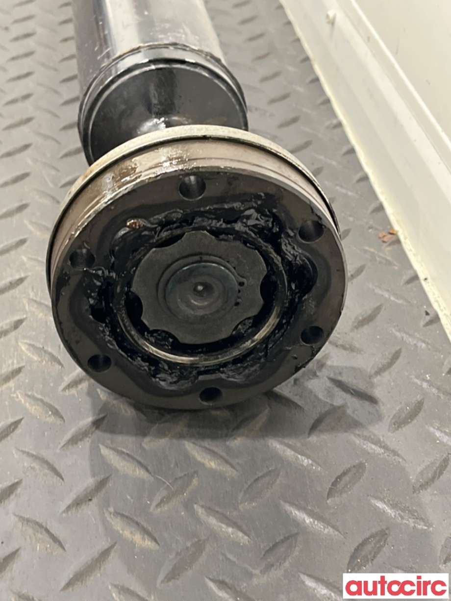 Mellomaksel til Audi A5 2007-2016 (Type I)  (AUDI|8T0521101K||8T0521101AC)