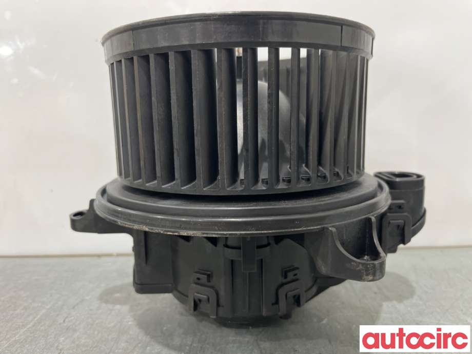 Varmeapparat motor til Ford Transit Courier 2018-2023 (Type I, Fase 2)  (FORD|2368958|0130115572|BK2T-18456-AD)