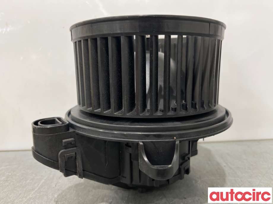Varmeapparat motor til Ford Transit Courier 2018-2023 (Type I, Fase 2)  (FORD|2368958|0130115572|BK2T-18456-AD)