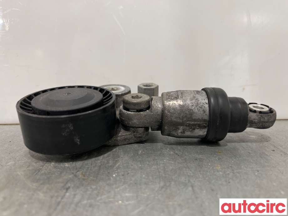Strammehjul, multireim til Mazda CX-3 2015-2022 (MAZDA|PE03-15-980C||PE03-15980)