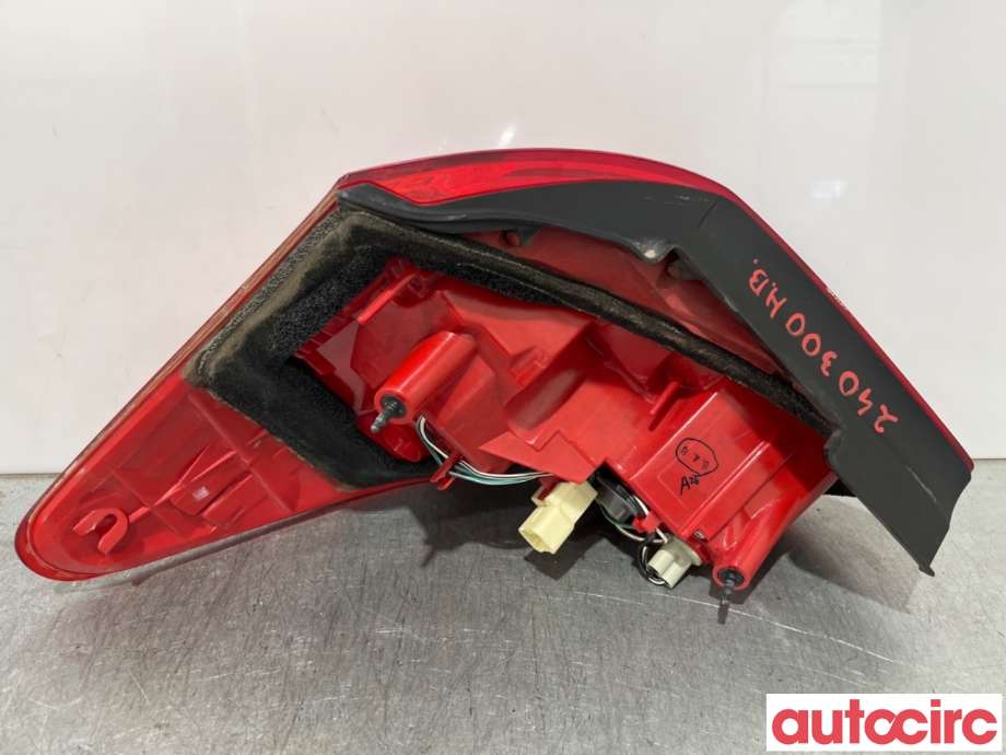 Baklykt høyre til Toyota RAV4 2006-2009 (Type III, Fase 1)  (TOYOTA|8155142091|)