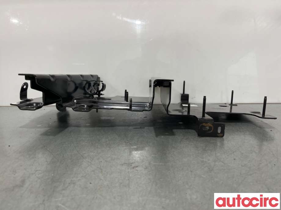 Batterikasse/feste til Peugeot 208 2019-->> (Type II)  (PEUGEOT|NO NR||9841537880)
