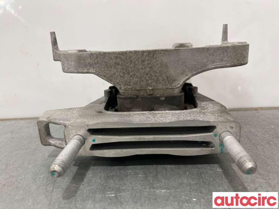 Motorfeste til Peugeot 208 2019-->> (Type II)  (PEUGEOT|9826551380|)