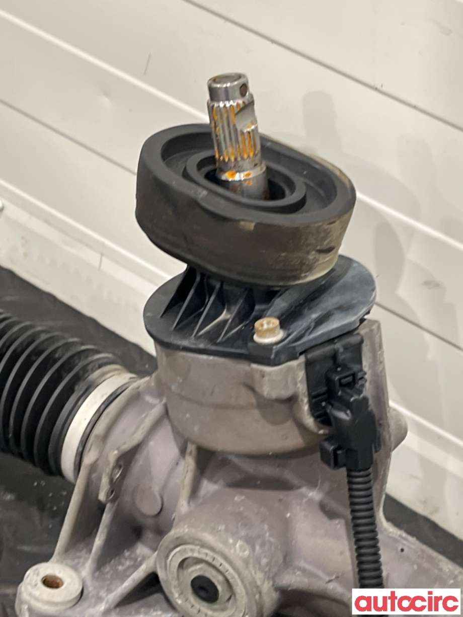 Tannstang elektrisk til VW Golf VI 2008-2012  (VOLKSWAGEN|1K1423055MX||1K1423055M)