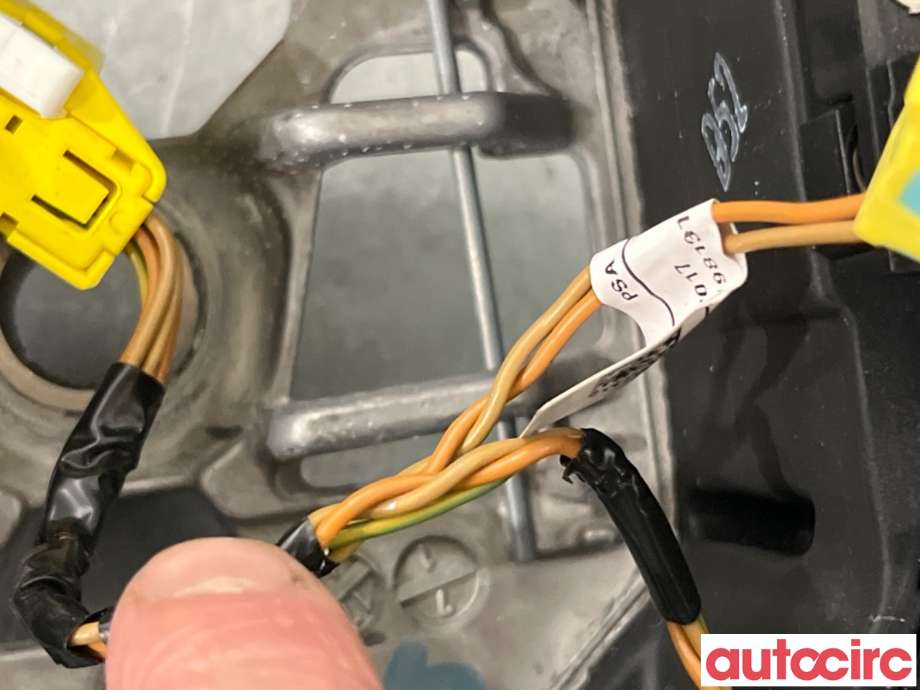 Ratt til Peugeot 3008 2016-->> (Type II)  (PEUGEOT|98105487AU|34199117D)