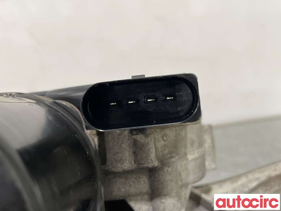 Viskermotor frontrute til Ford Kuga 2013-2019  (FORD|2081243|W000041772|CV44-17504-AD)