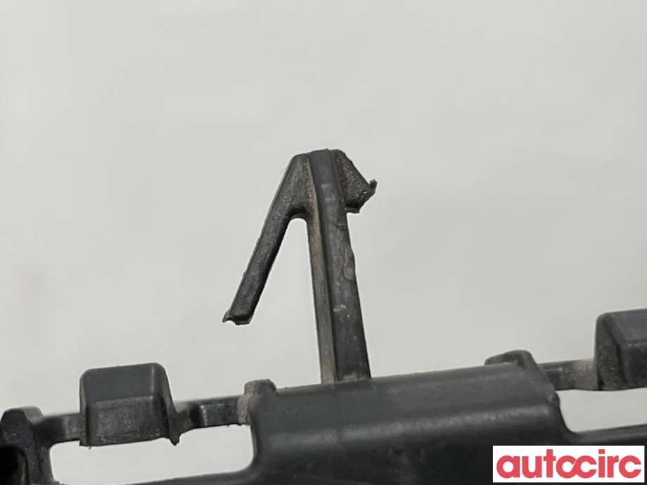 Støtfangerving høyre bak til Peugeot 2008 2019-->> (Type II)  (PEUGEOT|1668511480||9825853980)