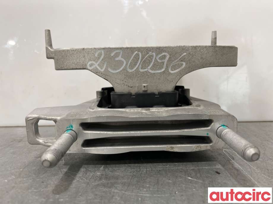 Motorfeste til Peugeot 2008 2019-->> (Type II)  (PEUGEOT|9826551380|)