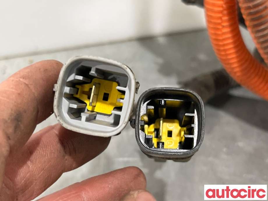 Kabel høy volt (HV) hybrid til Peugeot 2008 2019-->> (Type II)  (PEUGEOT|9831921780|)