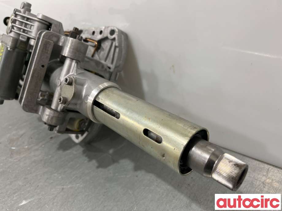 Rattaksel til Mercedes E-Klasse 2009-2013 (Fase 1) (W212) (W212) (MERCEDES|A2124604416||A2124602816)