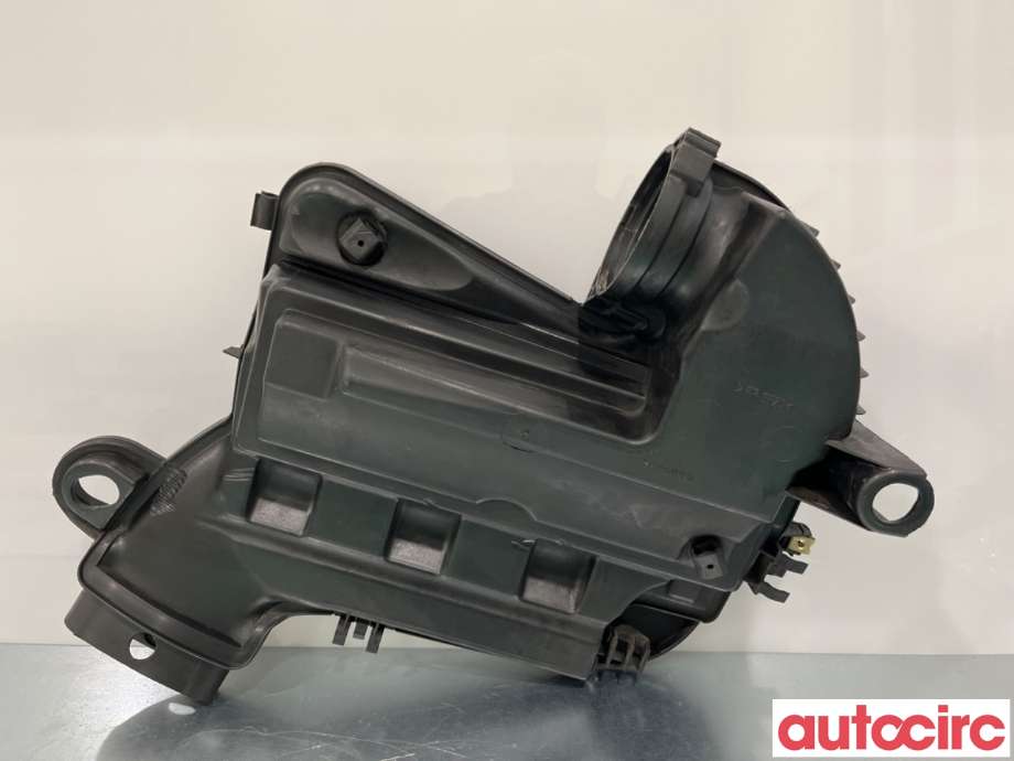 Diverse deler til Renault Trafic 2001-2006 (RENAULT|8200065768|)