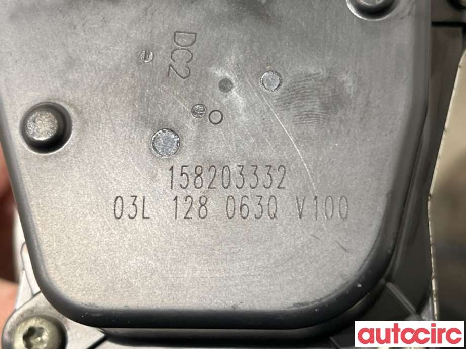 Spjeldhus til Škoda Superb 2008-2015 (Type II)  (SKODA|03L128063Q||03L128063AD)