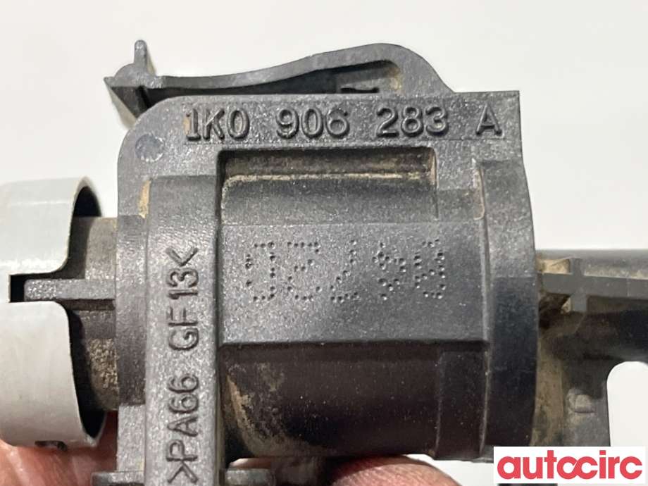 Vakuumventil til Škoda Superb 2008-2015 (Type II)  (SKODA|1K0906283A|)