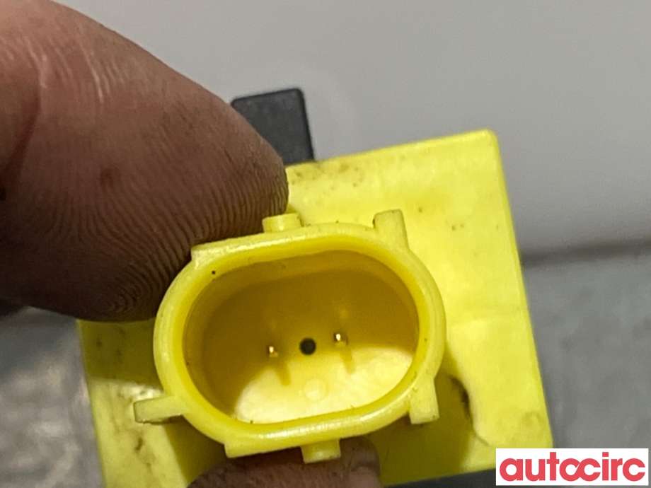 Airbag sensor høyre til Kia Soul 2014-2019 (Type II)  (KIA|959202T100||95920-2T100)