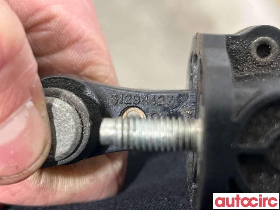Dørstopper til Volvo V40 2012-2019  (VOLVO|31298427|)