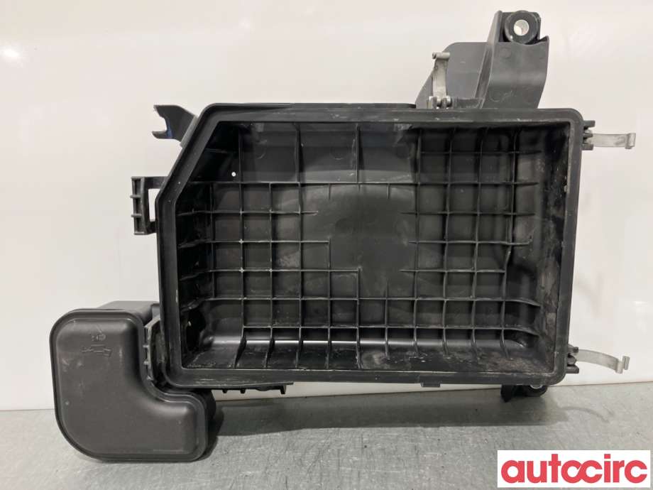 Luftfilterboks til Mitsubishi Outlander, 2015-->> (Type III, Fase 2)  (MITSUBISHI|1500A731)