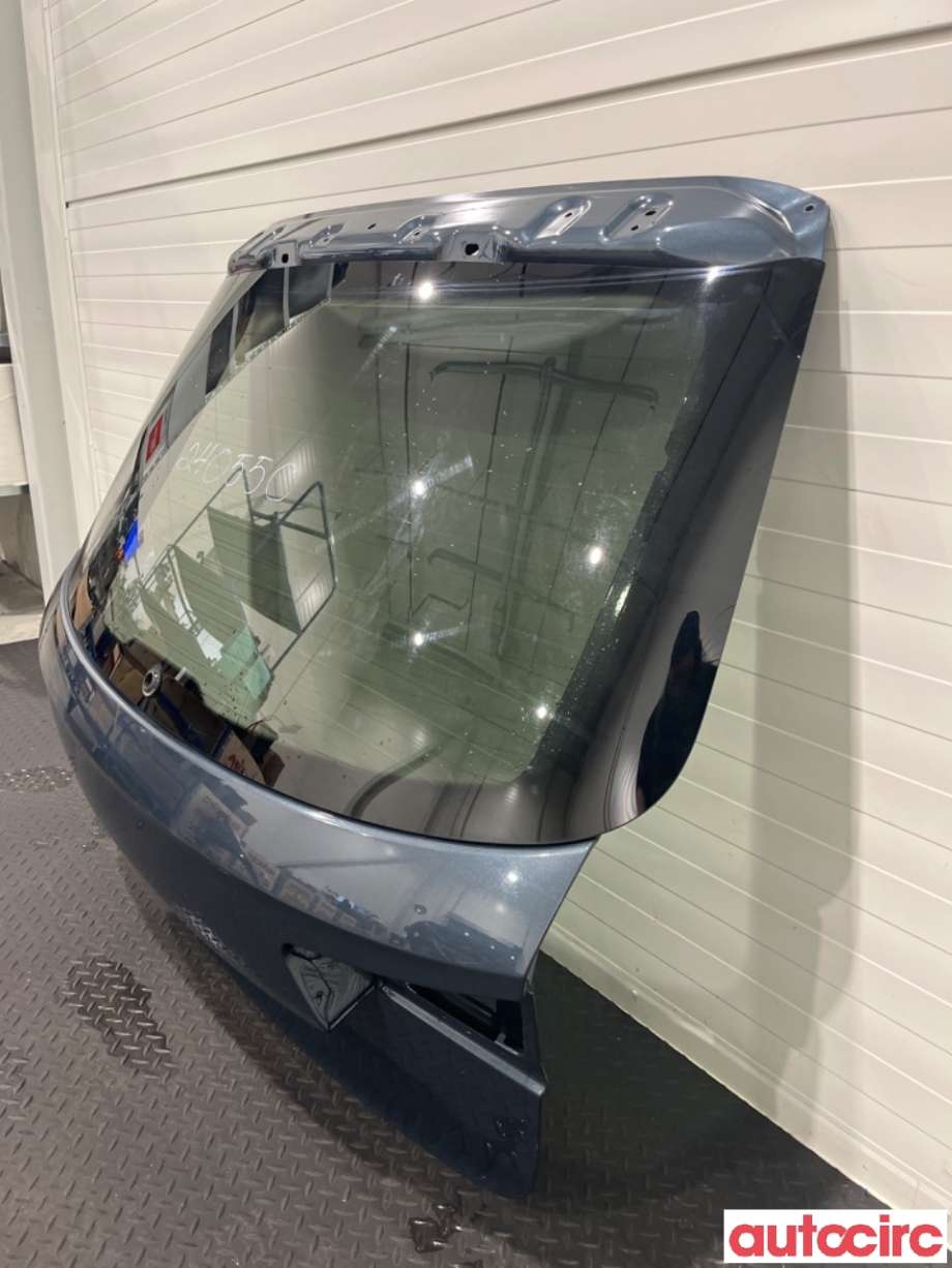 Bakluke til Audi A6 2011-2014 (Type IV, Fase 1) (C7) (C7) (AUDI|4G9827025B|)