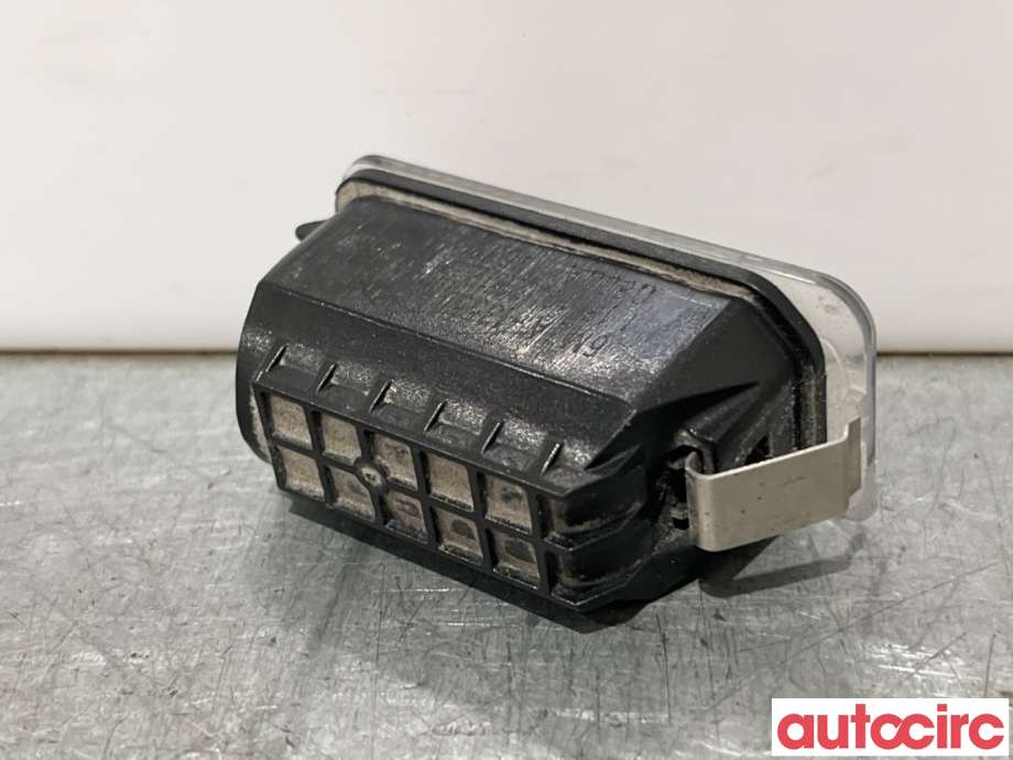 Skiltlys til Ford Fiesta 2013-2017 (Type VI, Fase 2)  (FORD|5105886||6M2A-13550-AC)