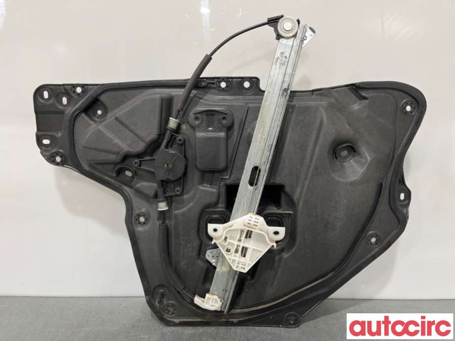 Ruteheis til Mazda 3 2013-2016 (Type III, Fase 1) (MAZDA|BHN9-59-590A||BHS25997X)