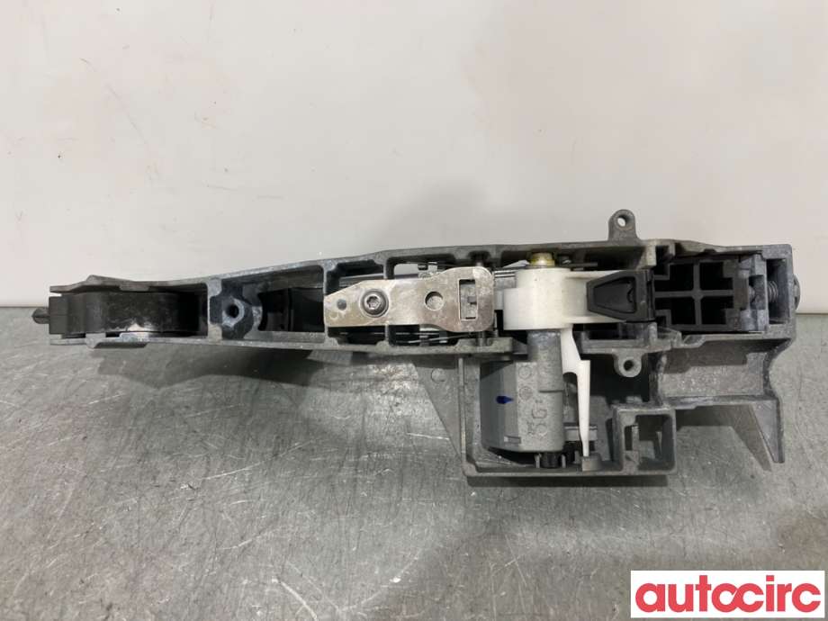 Dørhåndtak utv venstre bak til Peugeot 5008 2010-2017 (Type I)  (PEUGEOT|9101KH|9684560080|9109A7)