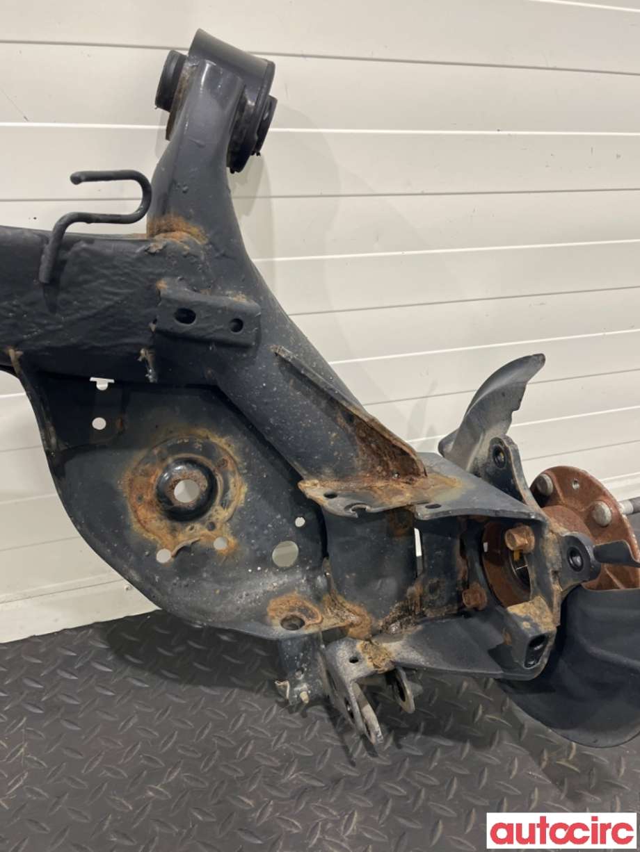 Bakaksel til Mazda CX-3 2015-2022 (MAZDA|D10H-28-B0XJ|)