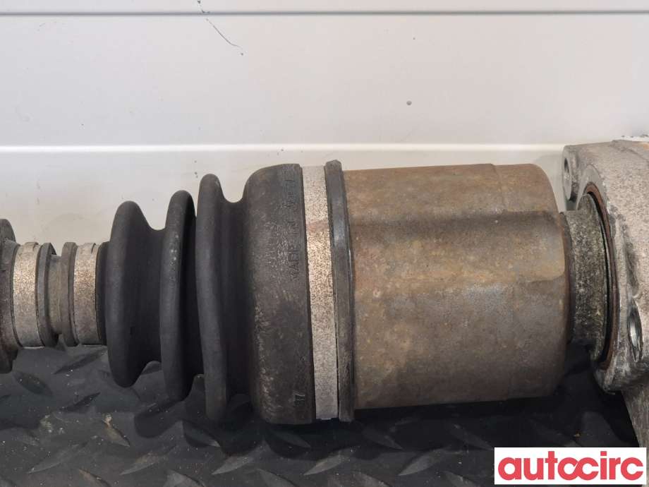 Drivaksel høyre foran til Nissan Qashqai 2010-2014 (Type I, Fase 2)  (NISSAN|39100BB02B|)