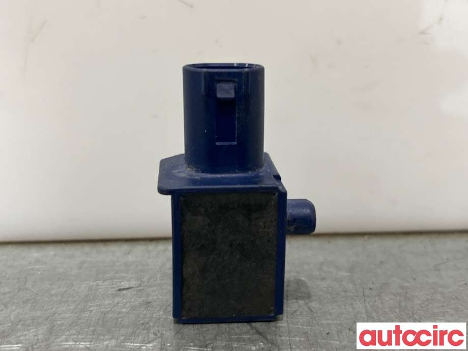 Airbag sensor høyre til Mercedes E-Klasse 2009-2013 (Fase 1) (W212) (W212) (MERCEDES|A2128204926|5WK43872)