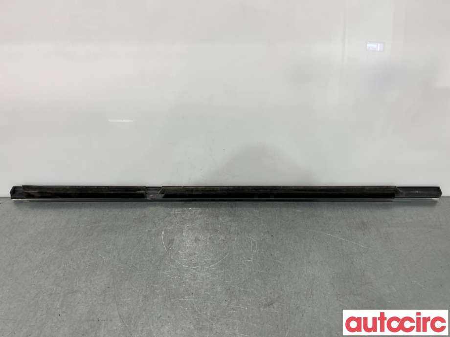 Lister til Mercedes GLC 2015-2022 (X253) (X253) (MERCEDES|A2537300124||A2537305904)