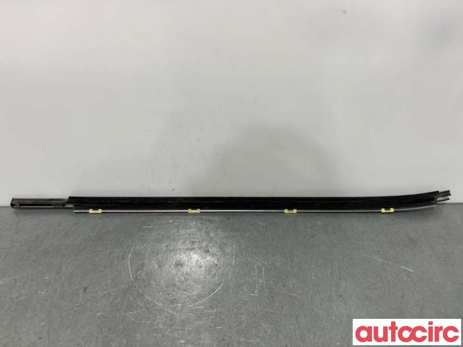 Lister til Lexus IS 2013-2020 (Type III) (XE30) (XE30) (LEXUS|6817353040|)