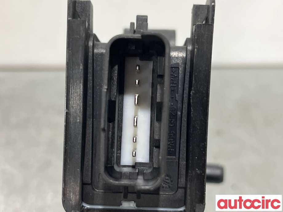 Ruteheis høyre bak til Hyundai i40 2012-2017  (HYUNDAI|834603Z010|F00S1A2937|83460-3Z010)