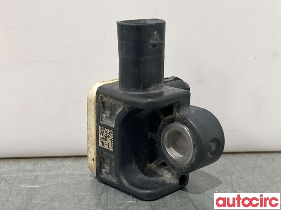 Airbag sensor høyre til Mercedes A-Klasse, 2012-2018 (W176) (W176) (MERCEDES|A1668210151)