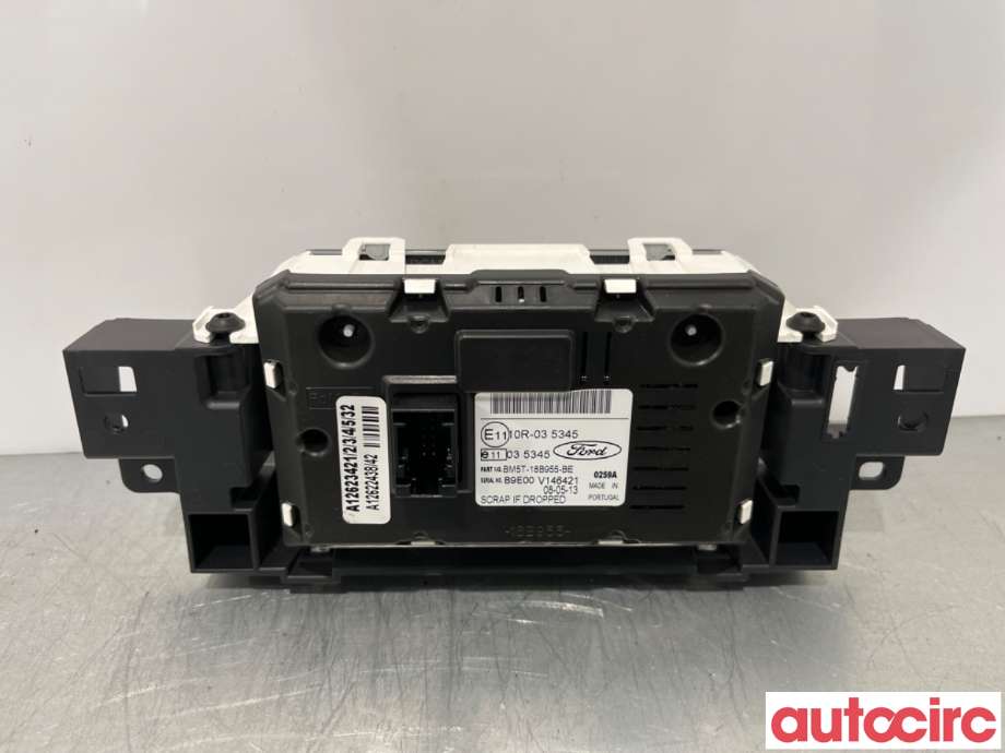 Multimedia display (MCU - Media Controller Unit) til Ford Focus 2011-2014 (Type III, Fase 1)  (FORD|2014481||BM5T-18B955-BE)