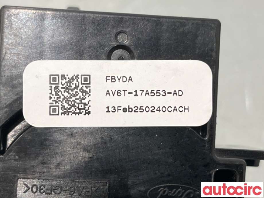Bryter visker til Ford Focus 2011-2014 (Type III, Fase 1)  (FORD|1900224||AV6T-17A553-AD)