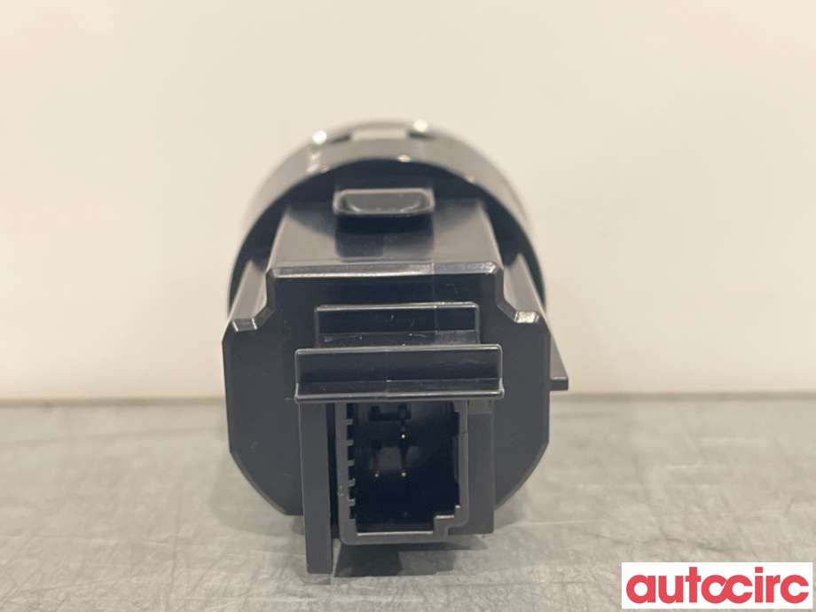 Bryter start/stopp til Toyota Yaris 2020-->> (Type IV)  (TOYOTA|8961102190|)