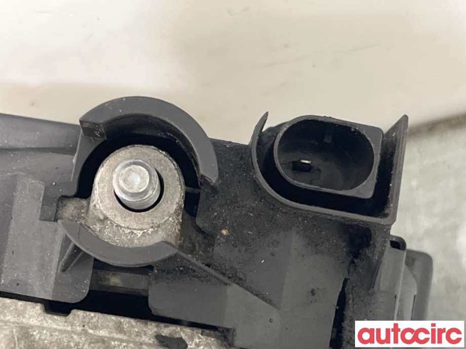 Dynamo til Ford Focus 2011-2014 (Type III, Fase 1)  (FORD|1857696|TG15C183|30659390)