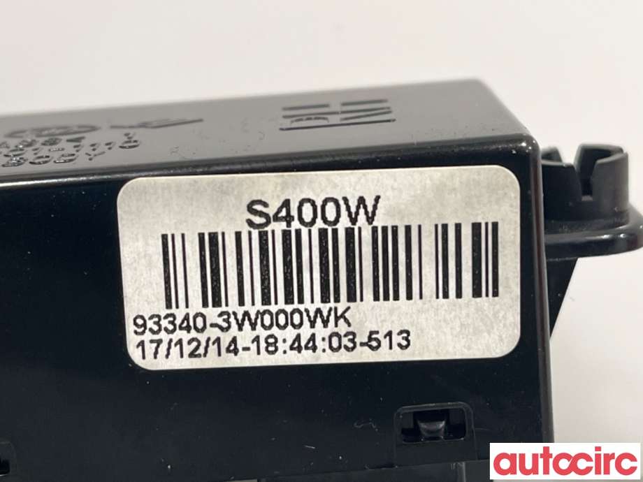 Bryter setevarme til Kia Sportage 2010-2016 (Type III) (KIA|933403W000WK|)